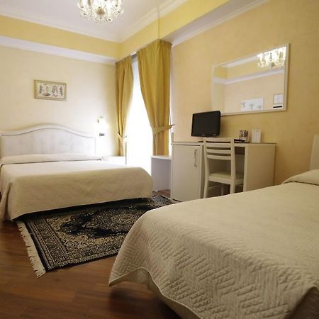 Hotel Vienna Ostenda e Ristorante il Danubio Rimini Esterno foto