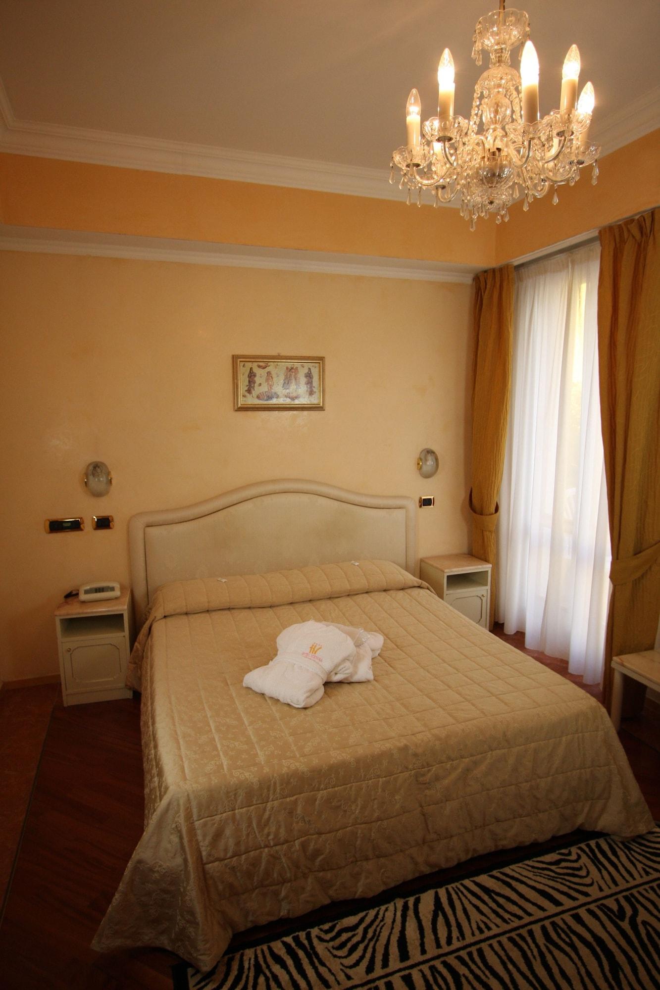 Hotel Vienna Ostenda e Ristorante il Danubio Rimini Esterno foto