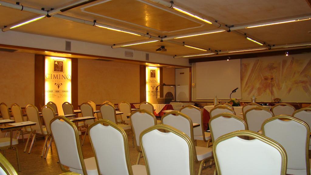 Hotel Vienna Ostenda e Ristorante il Danubio Rimini Esterno foto