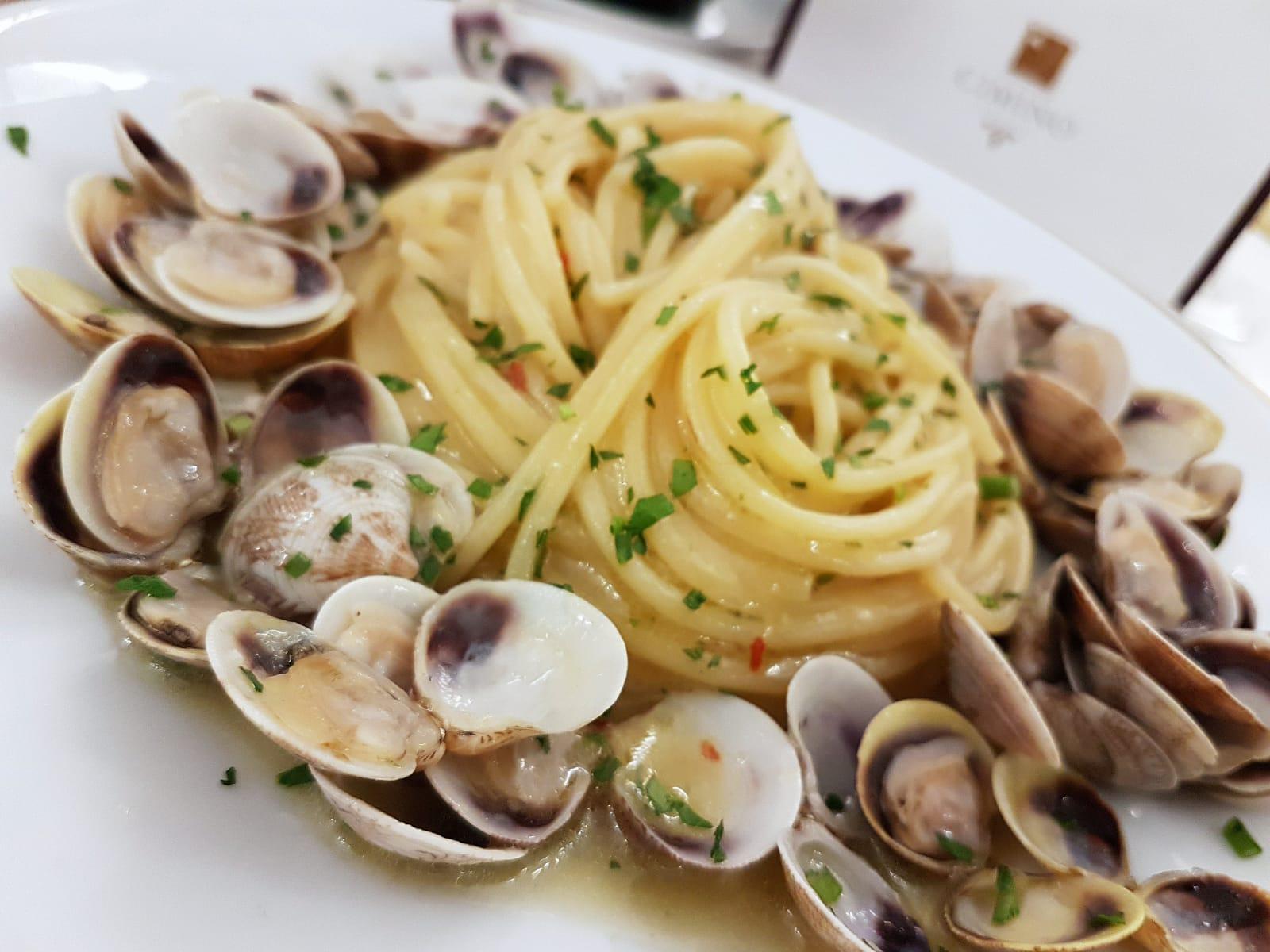Hotel Vienna Ostenda e Ristorante il Danubio Rimini Esterno foto