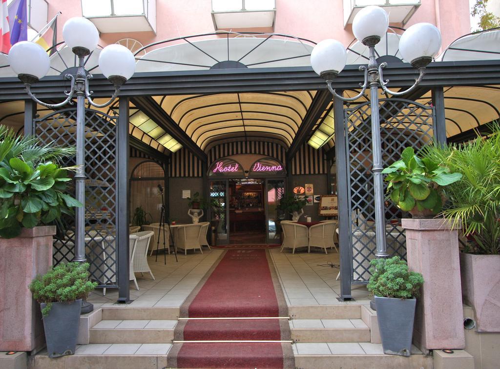 Hotel Vienna Ostenda e Ristorante il Danubio Rimini Esterno foto